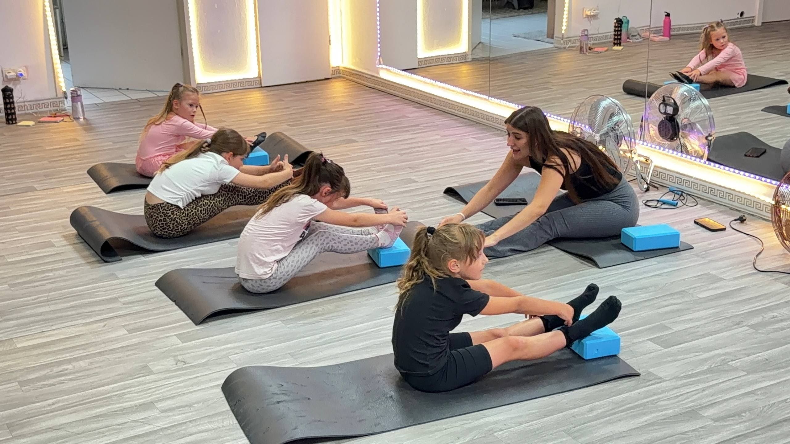 Kids 7-8 dance class